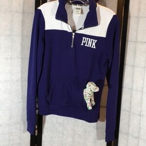 VS Pink blue and white pull over + dog